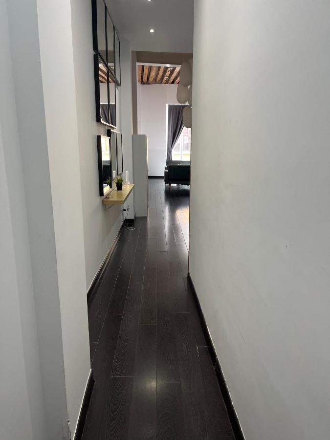 Carretas Duplex Exterior Izquierda Daire Madrid Dış mekan fotoğraf