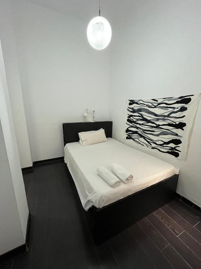 Carretas Duplex Exterior Izquierda Daire Madrid Dış mekan fotoğraf