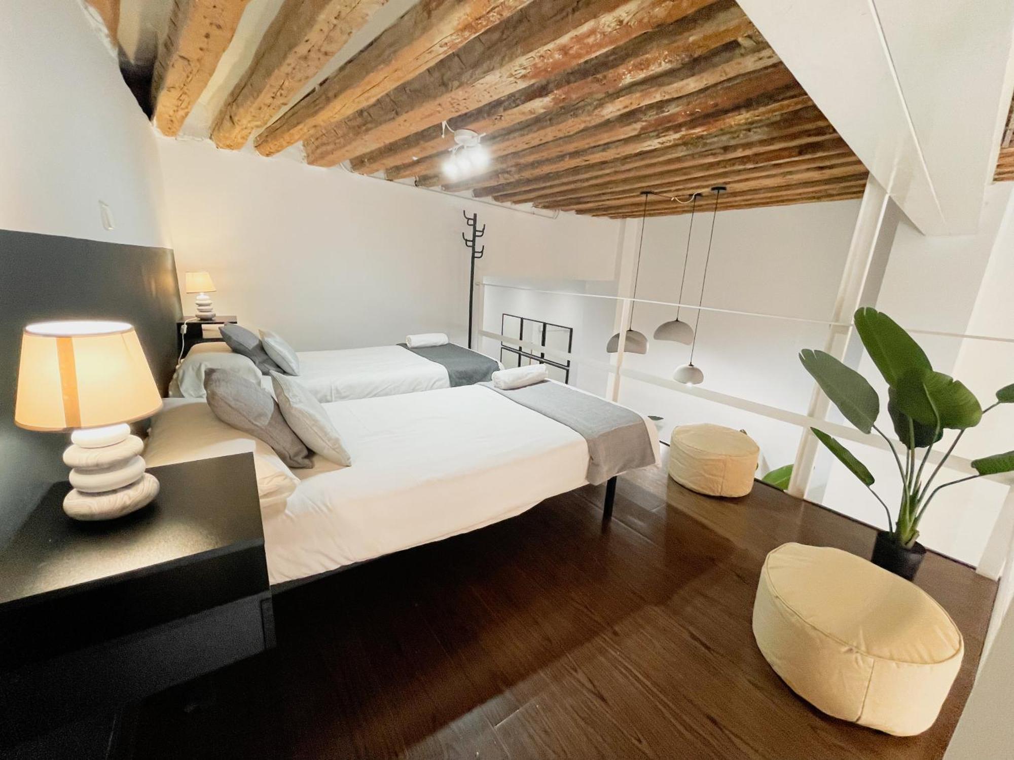 Carretas Duplex Exterior Izquierda Daire Madrid Dış mekan fotoğraf